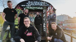 100 Kilo Herz  – Vinyl zu gewinnen!