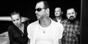 Social Distortion  – Mike Ness beendet Chemotherapie