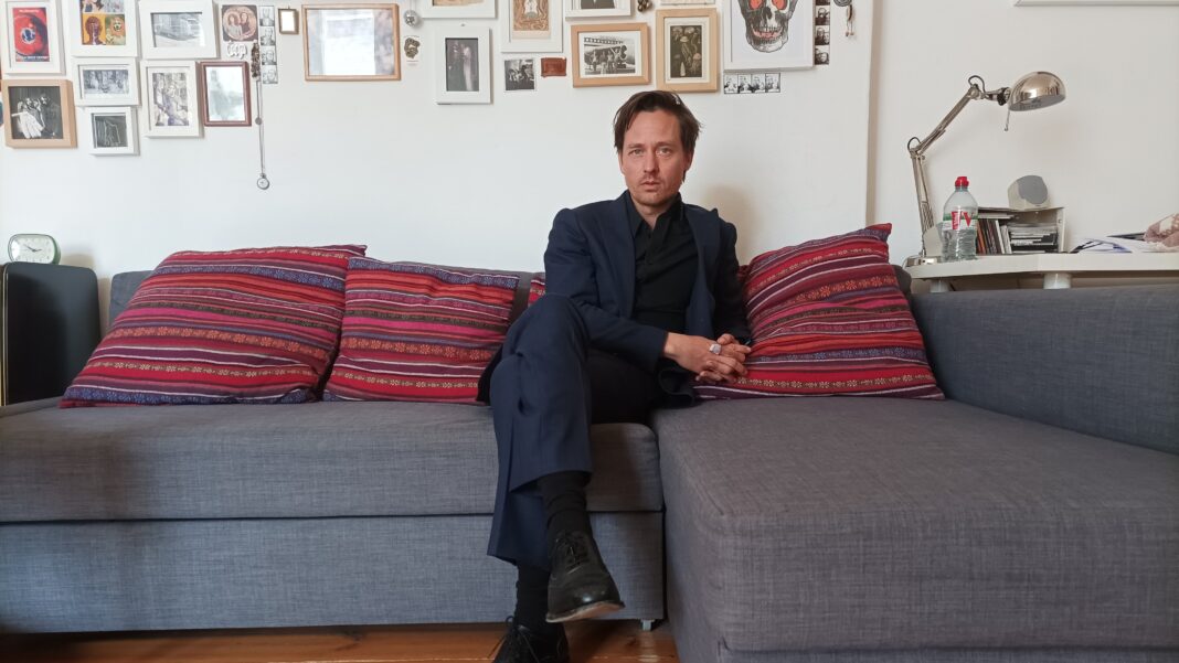 Tom Schilling (Foto: Jan Schwarzkamp)