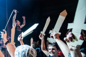 Donots akustisch in Köln –  Maximum Lagerfeuer