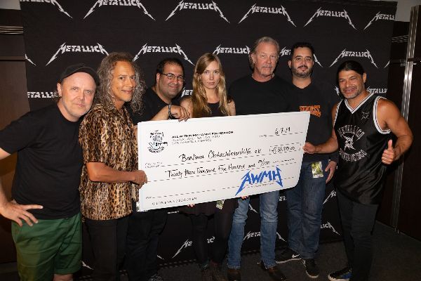Metallica - Spenden in Berlin 2019 - 2