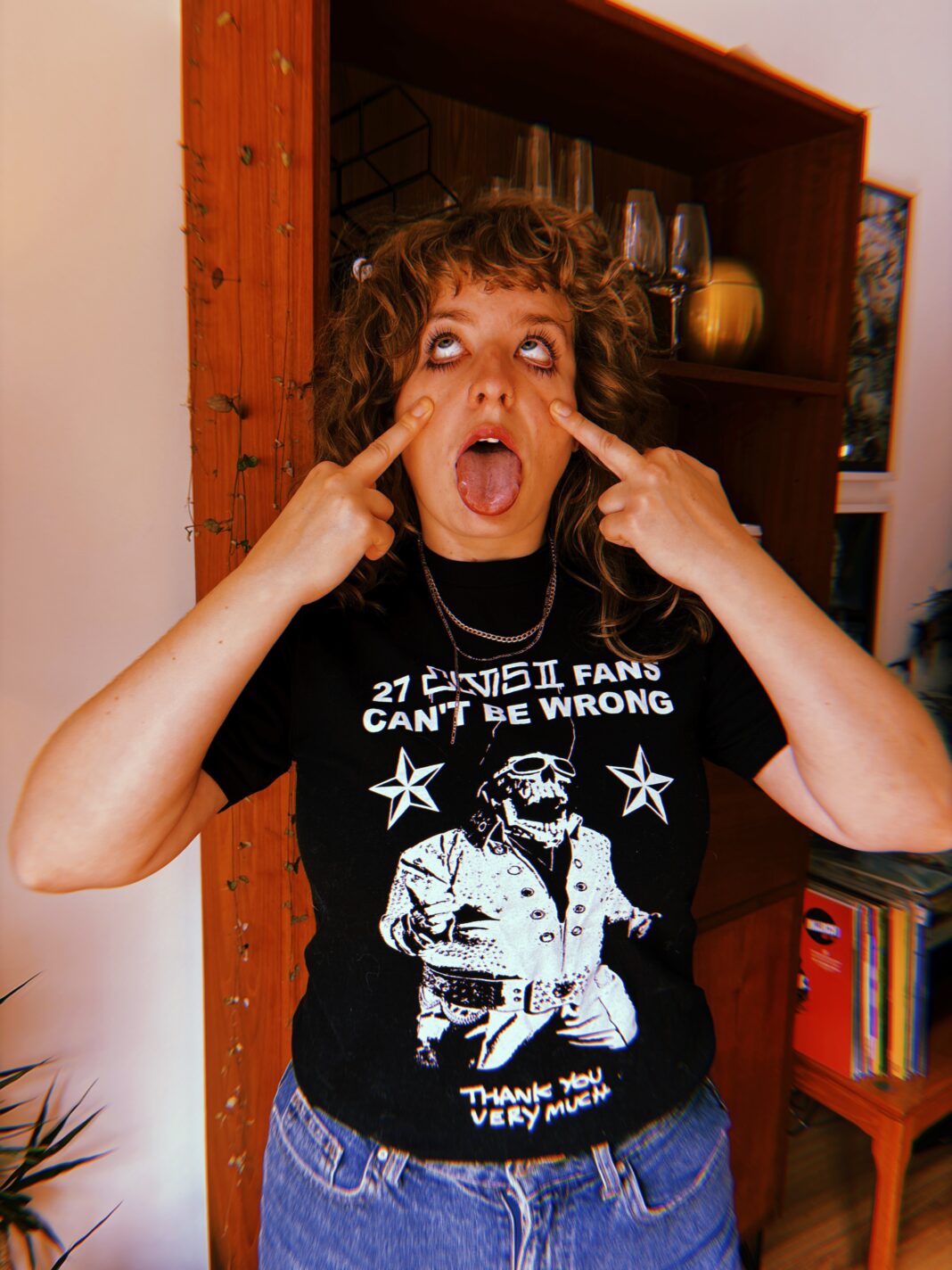 Annabel Brown von Leatherman mit ihrem Elvis-Shirt (Foto: privat)