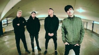 Vorwürfe der Vergewaltigung  – Anti-Flag aufgelöst