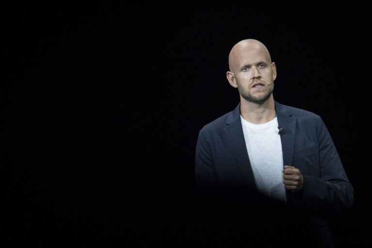 Spotify-CEO Daniel Ek entschuldigt sich für Aussagen