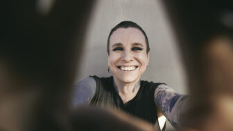 Laura Jane Grace - Tiny Desk Concert – 27 Jahre in 15 Minuten
