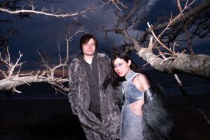 Water From Your Eyes - neues Album  – »Universen, die man im Wohnzimmer aufbewahren kann«