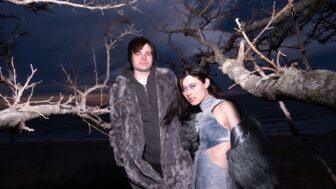 Water From Your Eyes - neues Album  – »Universen, die man im Wohnzimmer aufbewahren kann«