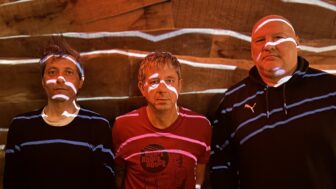 No Body - neue Single – Die Höhle der Lamas