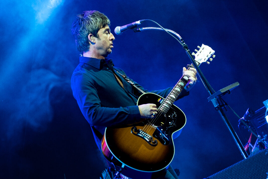 Noel Gallagher's High Flying Birds in Düsseldorf (Foto: Tim Lasche)