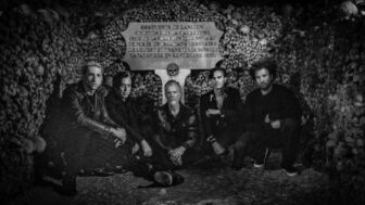 Queens Of The Stone Age – Tanz mit den Toten