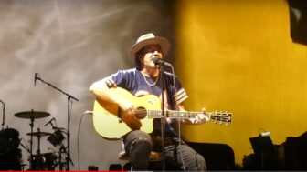 Pearl Jam covern Nine Inch Nails  – »Hurt«