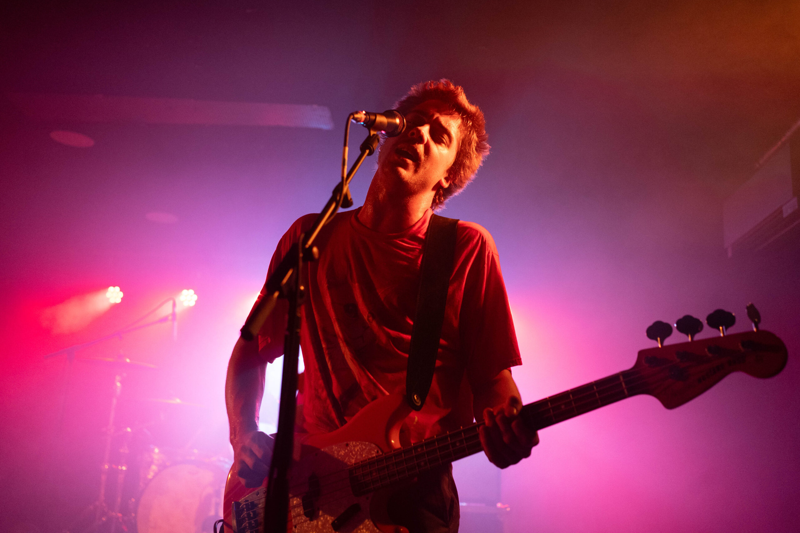 Ersetzt den 2023 ausgestiegenen Bassisten Toby Cregan: Kelton Lee (Foto: Tim Lasche)