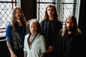 Temple Fang - Neues Album – Debütalbum 2.0