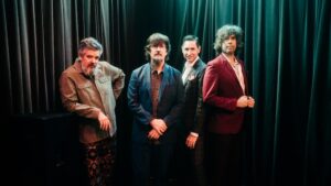 The Mountain Goats – Abschied von Bassist Peter Hughes