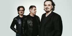 VISIONS Premiere: The Damned Don’t Cry streamen neue Single “Mesmerized”