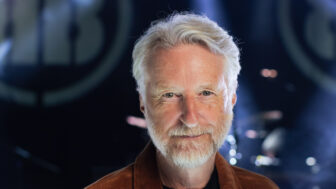 »Kein Gespür für Nuancen« – Billy Bragg äußert sich zu offenem Brief im Kneecap-Eklat