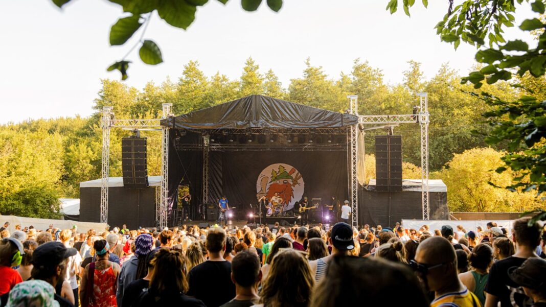 Jamel rockt den Förster (Foto: Andreas Hornoff)