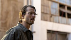 Review: »A Killer Romance« –  Hitman mit Hitpotenzial
