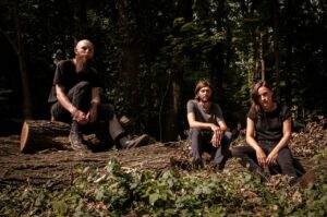 VISIONS Premiere: Esben And The Witch streamen neuen Track &#8222;The Wolfs Sun&#8220;