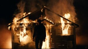 Casper brennt in Video zu &#8222;Lass sie gehen&#8220; Haus nieder