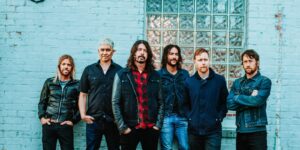 Newsflash  (Foo Fighters & Guns N‘ Roses, Mike Shinoda & Chino Moreno, Scars On Broadway u.a.)