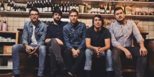 VISIONS Premiere: Abramowicz laden im Video zu “Not My City” zum Mitsingen ein