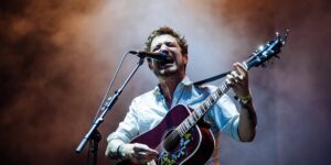 Frank Turner präsentiert neuen Song “The Death Of Dora Hand” mit zugehöriger Podcast-Folge