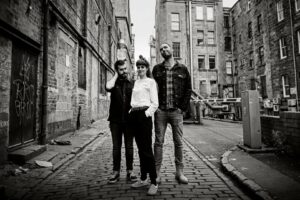 Brutus spielen &#8220;Techno&#8221; live bei den Off The Road Sessions