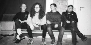 VISIONS Premiere: DIY-Punks Pogendroblem stellen neuen Song “Wir” vor, kündigen Doppel-EP an