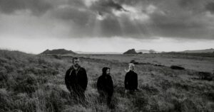 VISIONS Premiere: Sludge-Metaller Stonebirds streamen &#8220;Collapse And Fail&#8221; von neuem Album