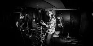 VISIONS Premiere: Alternative-Newcomer Arionce zeigen Video zu “Leucosia”