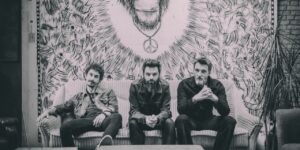 VISIONS Premiere: Psych-Trio Yagow veröffentlicht Musikvideo zur neuen Single  „Rise & Shine“