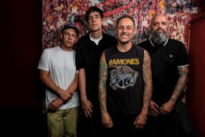 Punkrocker Duchamp (Donots, Adam Angst) teilen Debütsongs, kündigen Album an