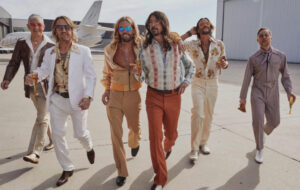 The Dee Gees (Foo Fighters) teilen Live-Video von &#8220;Shadow Dancing&#8221;
