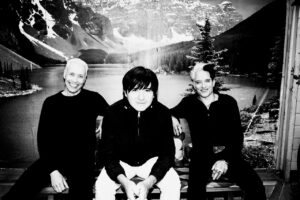 Die Ärzte zeigen Video zu neuem Song &#8220;Noise&#8221;, streamen zwei weitere &#8220;echte B-Seiten&#8221;