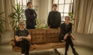 Tocotronic kündigen neues Album &#8220;Nie wieder Krieg&#8221; an, streamen Song &#8220;Jugend ohne Gott gegen Faschismus&#8221;