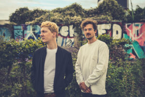 VISIONS Premiere: Aua präsentieren Video zu &#8220;Brick Break&#8221;
