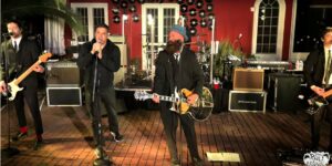 Video: Tim Armstrong und Jesse Michaels performen „Sound System“ (Operation Ivy)