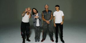 Red Hot Chili Peppers streamen neuen Track „Poster Child“