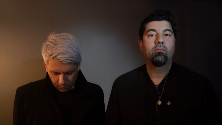 Crosses () veröffentlichen neue Singles “Initiation” und “Protection”