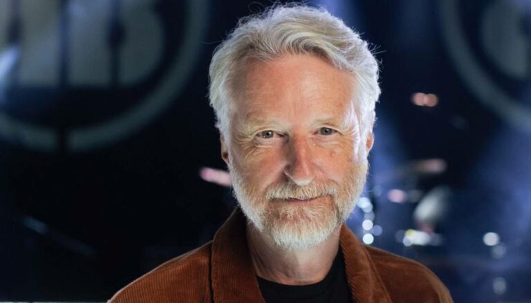 Newsflash (Billy Bragg, The Hirsch Effekt, Tapete Records u.a.)
