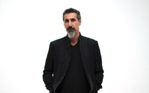 Serj Tankian kündigt Livealbum &#8220;Live At Leeds&#8221; an