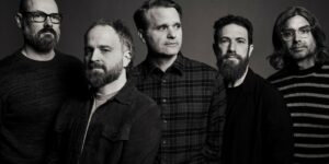 Death Cab For Cutie kündigen Album “Asphalt Meadows” an, teilen Song “Roman Candles”