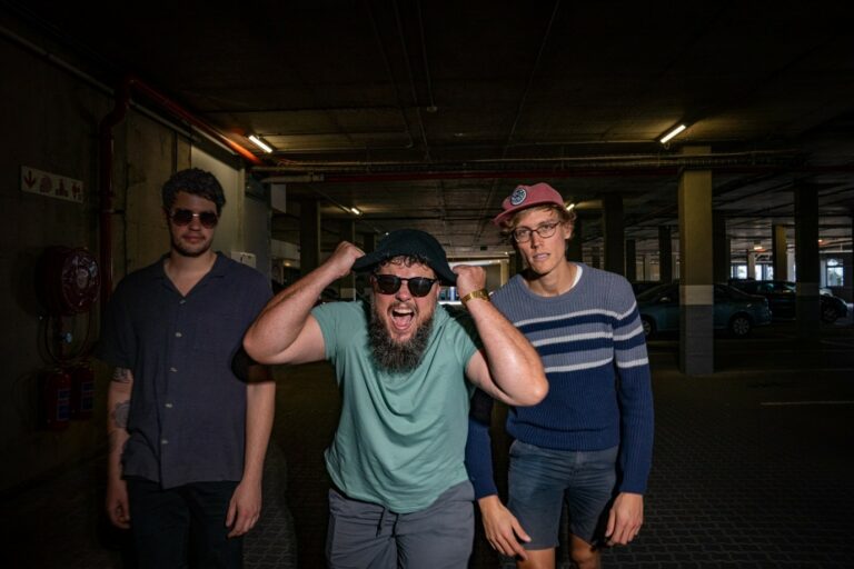 VISIONS Premiere: The Man Motels zeigen Video zur neuen Single “Do What It Takes”