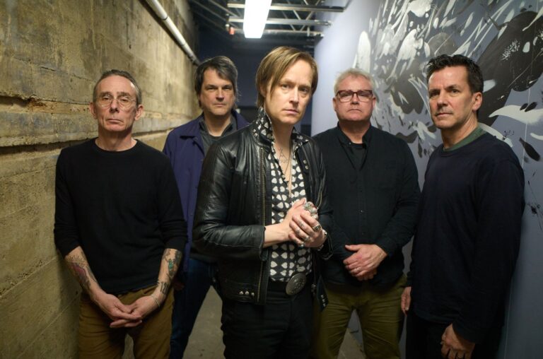 Supergroup Fake Names (Refused, Bad Religion) kündigt neues Album “Expendables” an