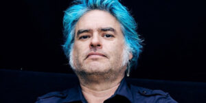 Fat Mike stellt neue Band Codefendants mit Songs „Suicide By Pigs“ und „Abscessed“ vor