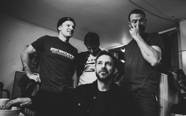 VISIONS Premiere: Tvivler präsentieren Video zum Song “Ex-Medlem Af Menneskeheden”
