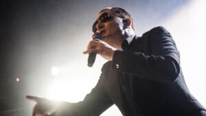 Sänger von Nitzer Ebb – Douglas McCarthy ist tot