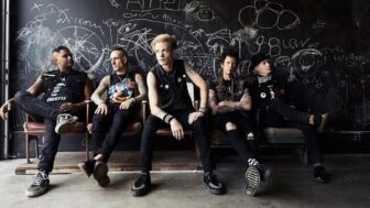 Sum 41 - Deryck Whibley  – Anschuldigungen gegen Ex-Manager