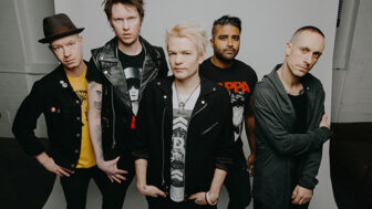 Deryck Whibley von Sum 41 – Entwarnung nach Krankenhausaufenthalt